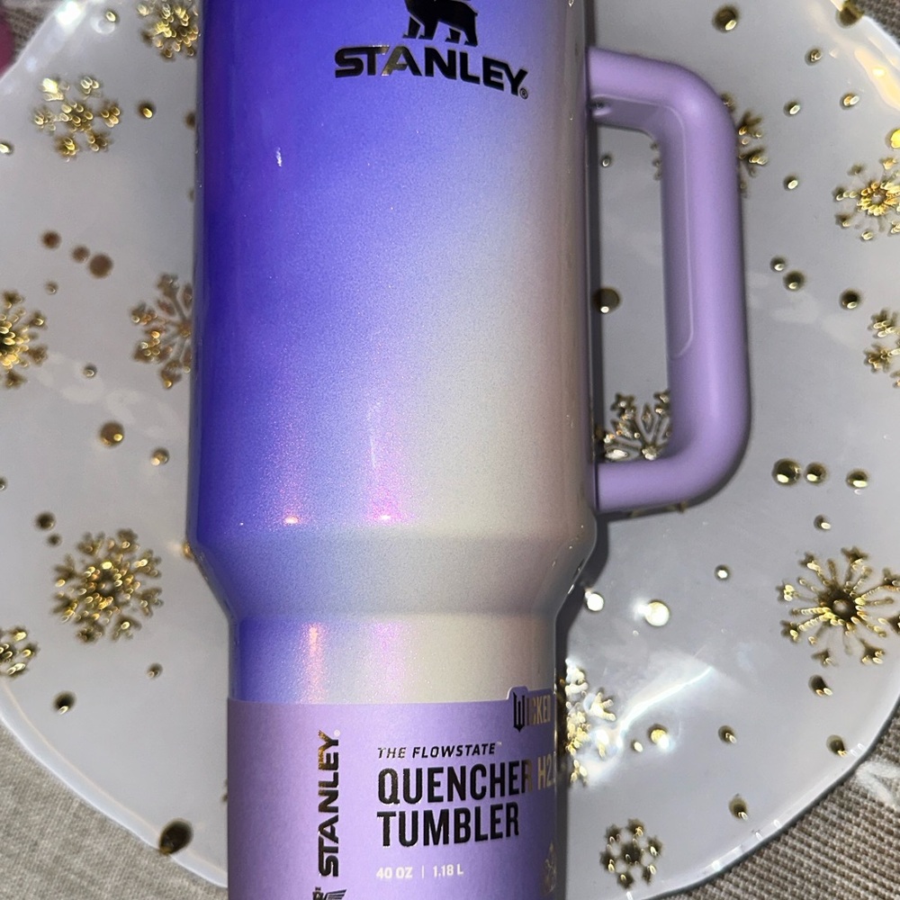 Stanley Glinda For Good 40 OZ